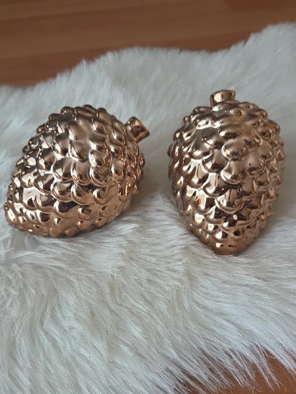 Decorative Metallic Pinecone Accent Fall Decor- Gold